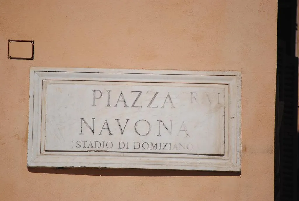 Dreaming Navona Rooms Roma Konukevi